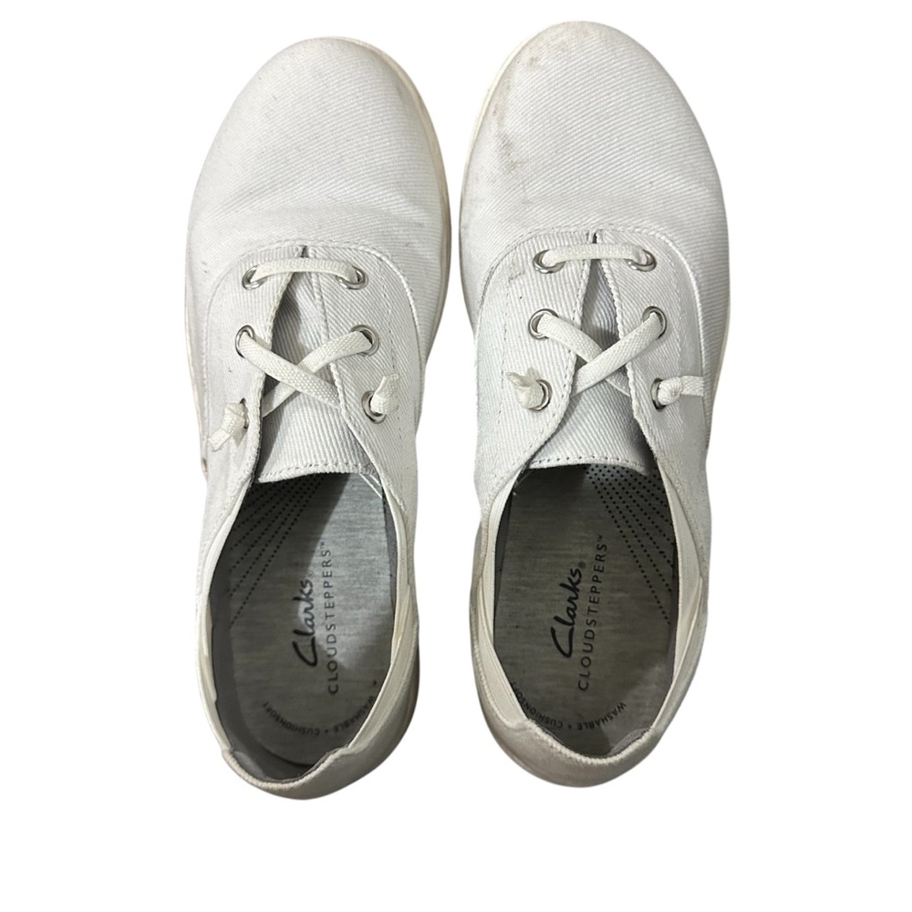 Clarks Cloudsteppers White Lace-Up Shoes